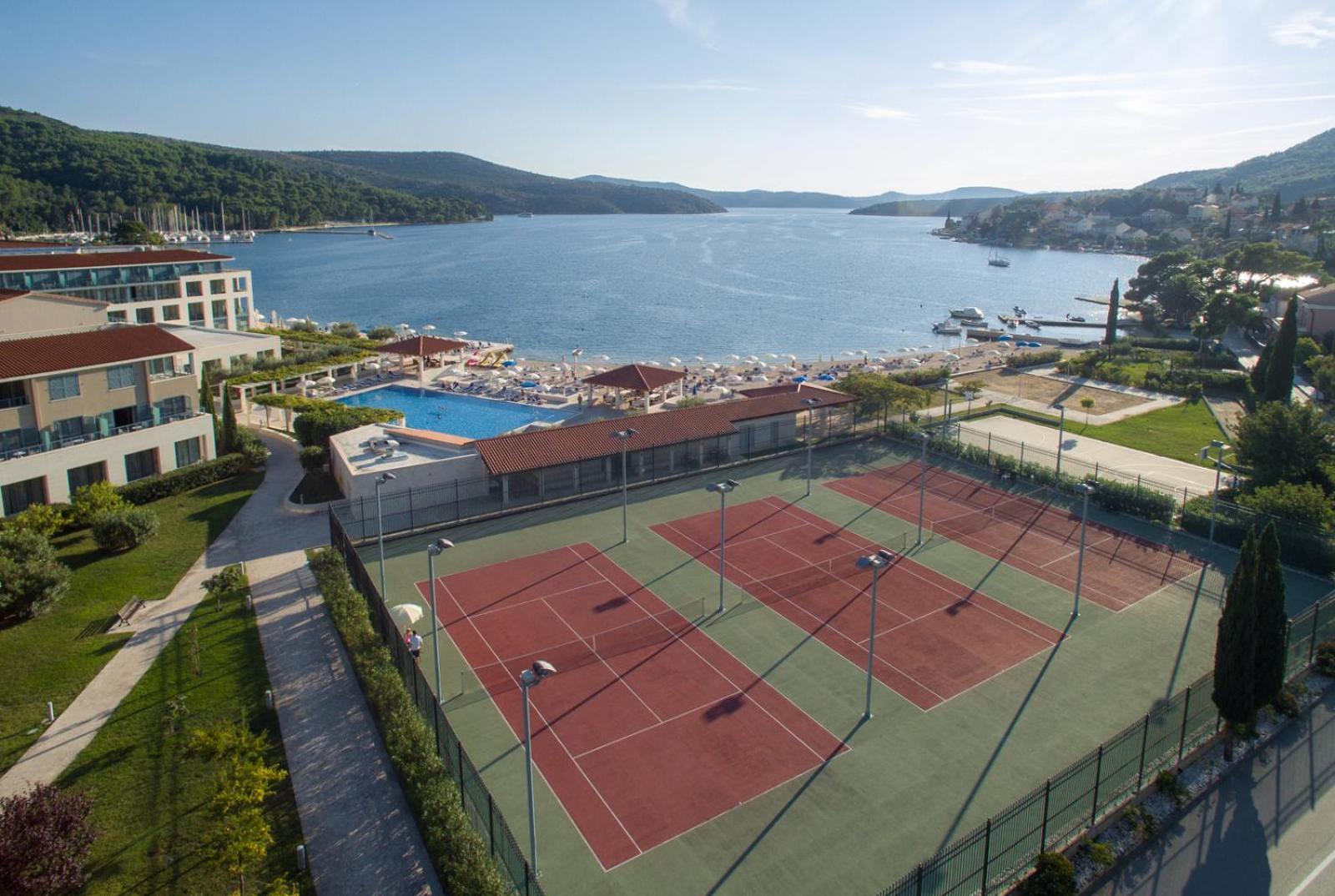 Admiral Grand Hotel 5*